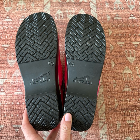 New Dansko Pink Clogs Size 37 - Picture 3 of 4